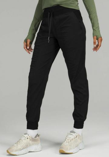 Узкие брюки