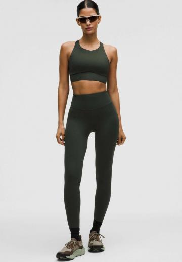 Спортивный бюстгальтер