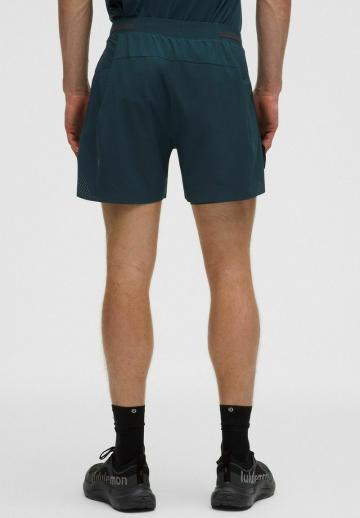 Спортивныве шорты