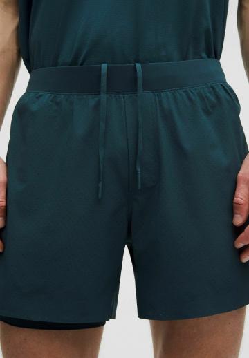 Спортивныве шорты