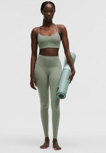 Спортивный бюстгальтер