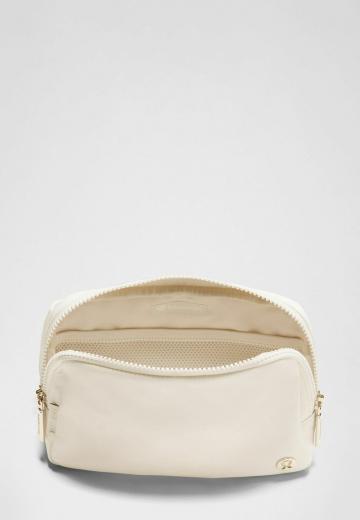 Сумка на пояс