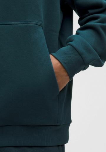 Спортивная кофта