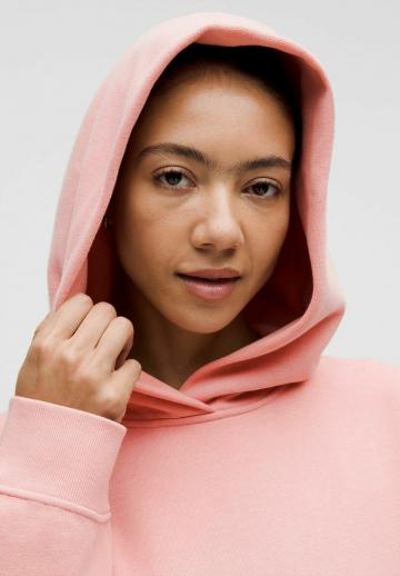 Спортивная толстовка