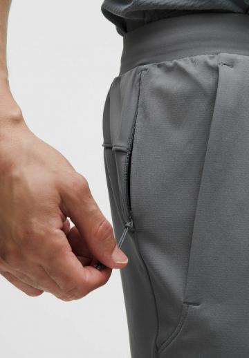Спортивные штаны