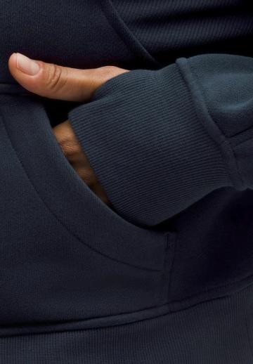 Спортивная толстовка