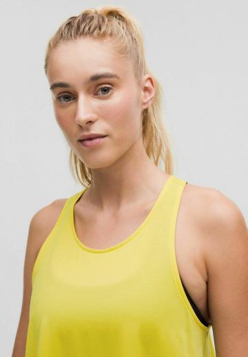 Спортивный топ