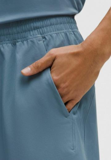 Спортивныве шорты