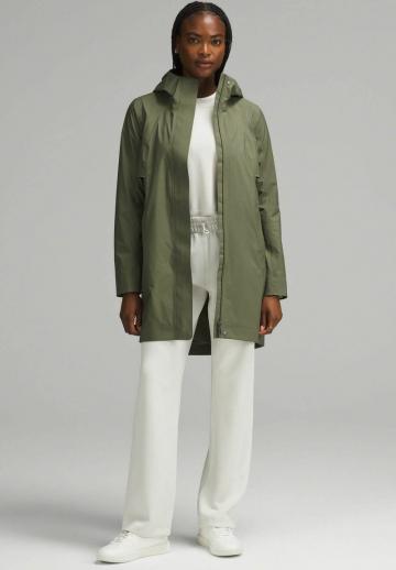 Спортивная куртка