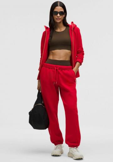 Спортивная толстовка