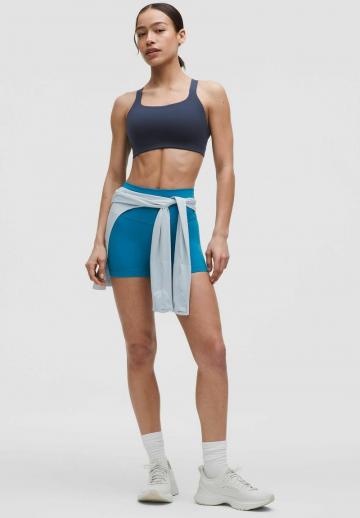 Спортивный бюстгальтер