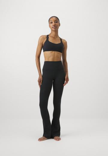 Бюстгальтер без косточек