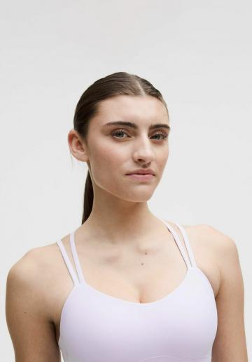 Спортивный бюстгальтер