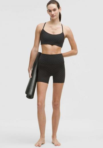 Спортивный бюстгальтер