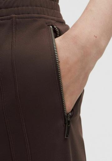 Спортивные штаны