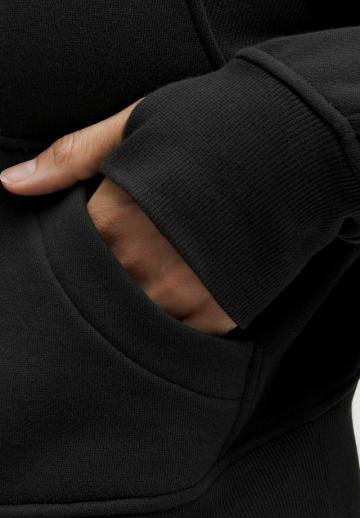 Спортивная толстовка