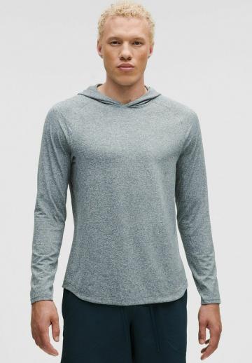 Спортивная кофта