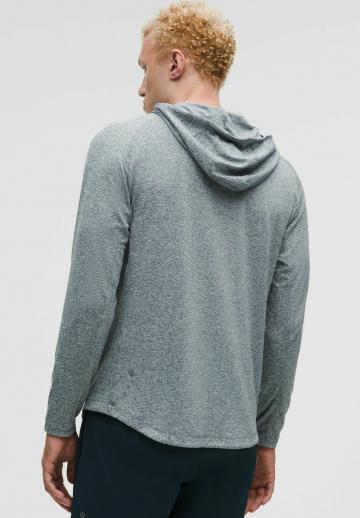 Спортивная кофта