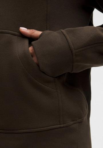 Спортивная толстовка