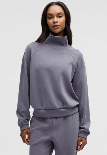 Спортивная толстовка