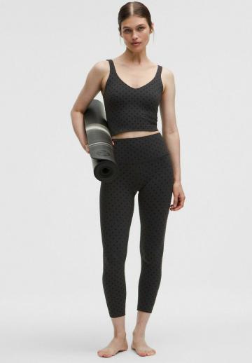 Спортивный топ