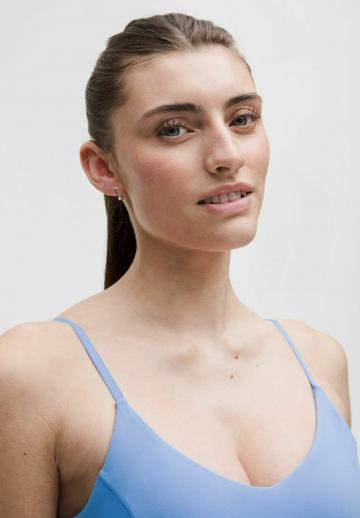 Спортивный топ