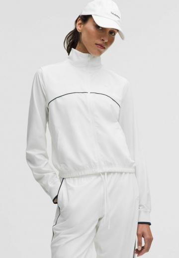 Спортивная куртка