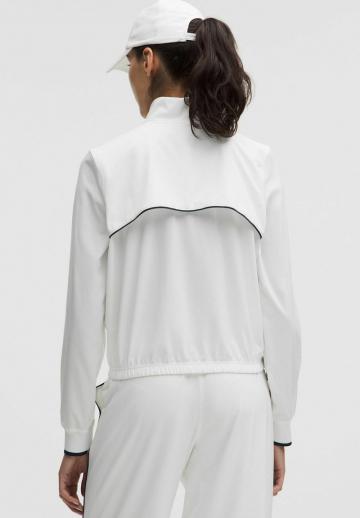 Спортивная куртка