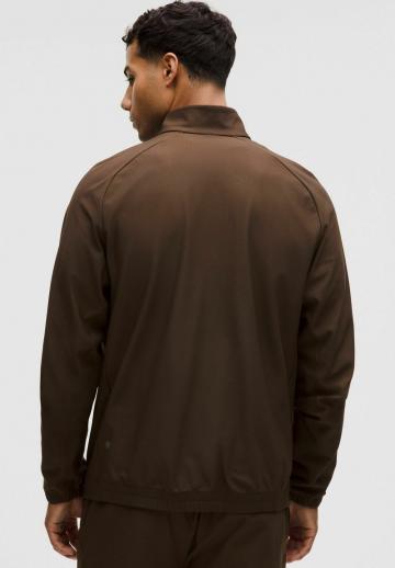 Спортивная куртка