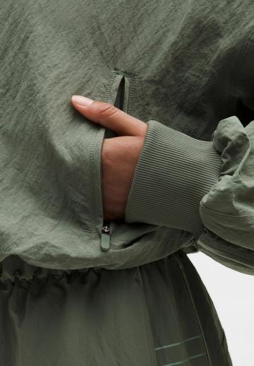 Спортивная куртка