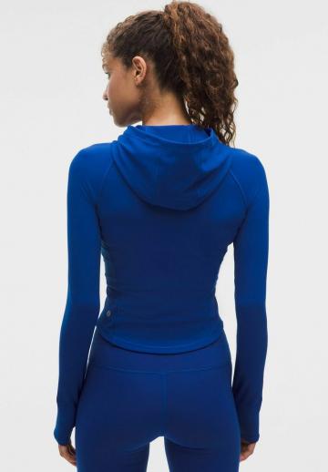 Спортивная толстовка