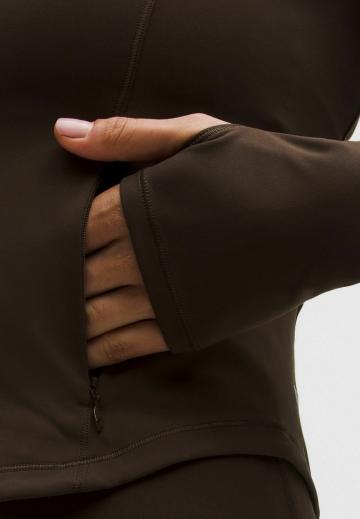 Спортивная толстовка