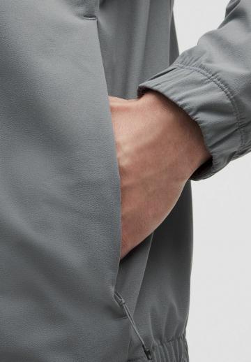 Спортивная куртка