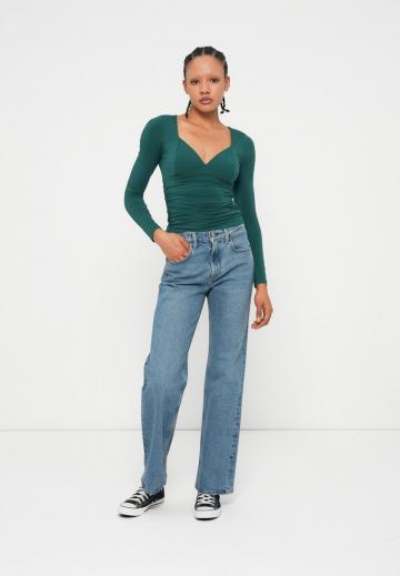 Свободные джинсы