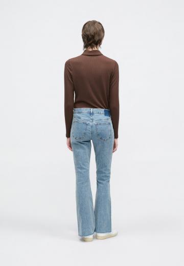 Клешеные брюки