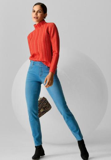 Узкие джинсы