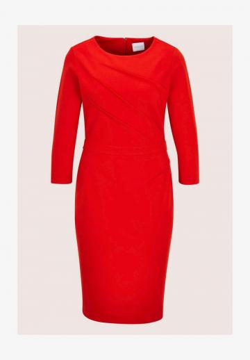 Платье футляр