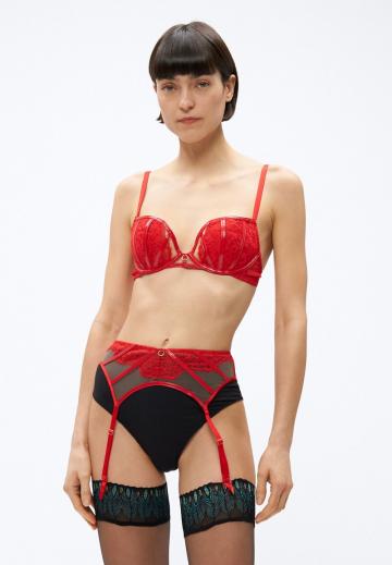 Бюстгальтер на косточках