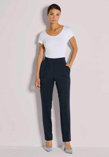 Узкие брюки