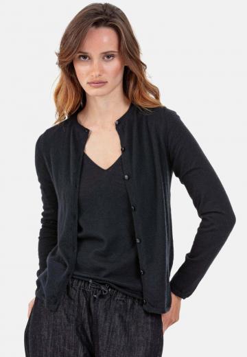 Вязаный жилет