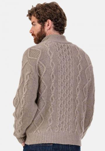 Вязаная кофта