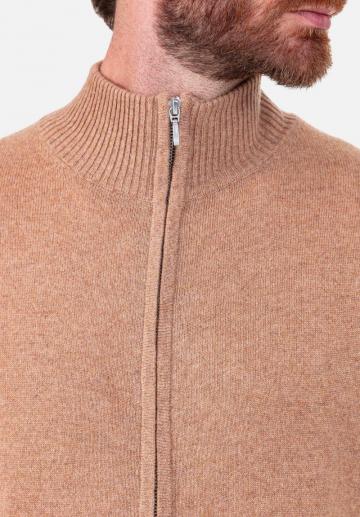 Вязаная кофта