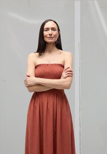 Платье без бретелек