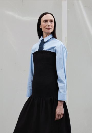 Платье без бретелек