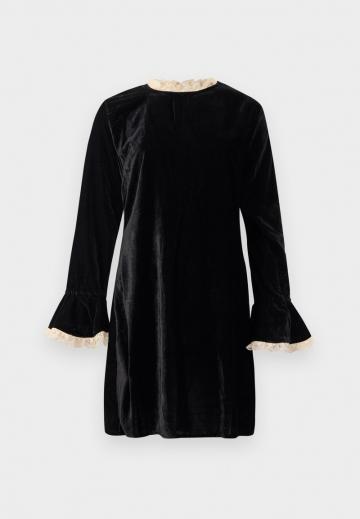 Коктейльное платье