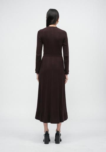 Вязаное платье