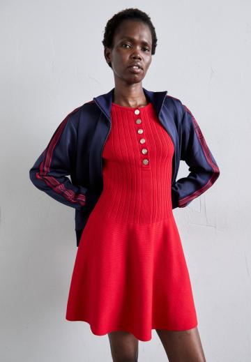 Вязаное платье