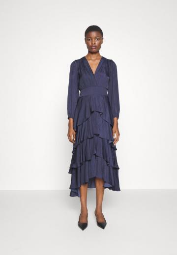 Коктейльное платье