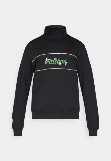 Спортивная кофта