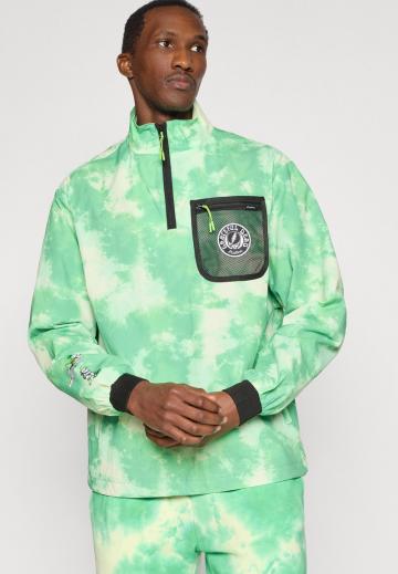 Куртка-дождевик